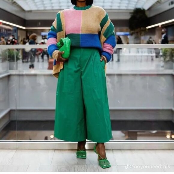 Geometric red and orange sweater - Picture 5 of 6